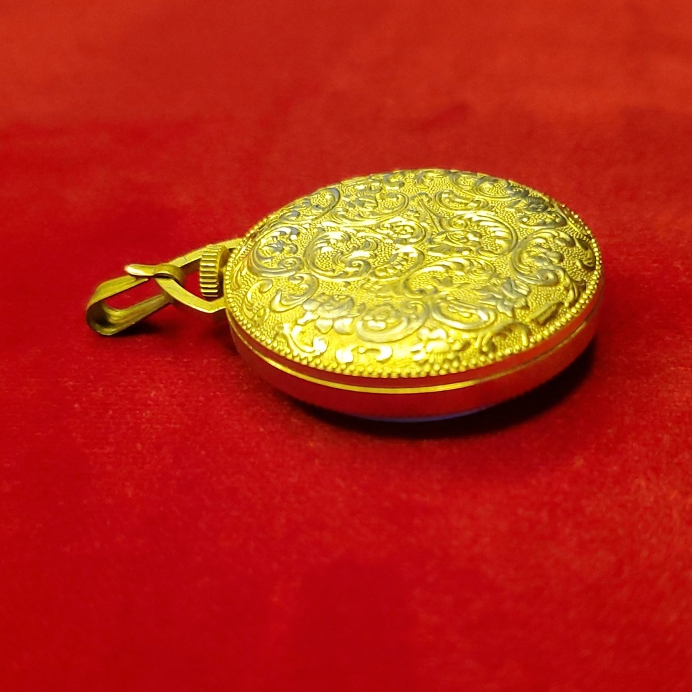 Vintage Lucerne Ladies Pendant Watch - Picture 5 of 6